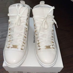 Balenciaga tennis shoes